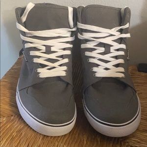 Airwalk Hightops